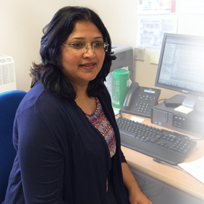 A photo of Dr Gupta.